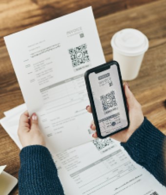 QR Code in Invoice to Fight against Corporate Delinquencies
